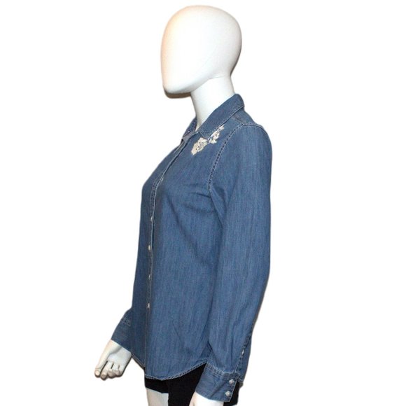 Draper James | Howdy Embroidered Chambray Button Down Blue Long Sleeve Shirt | 6 - Picture 4 of 13